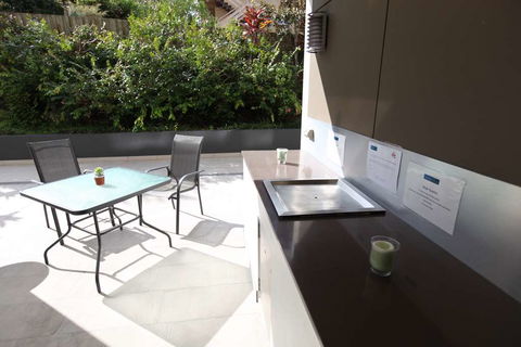Essence Apartments Chermside - Northern Rivers Accommodation 13