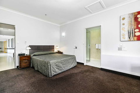 Comfort Inn Parklands Calliope - Northern Rivers Accommodation 6