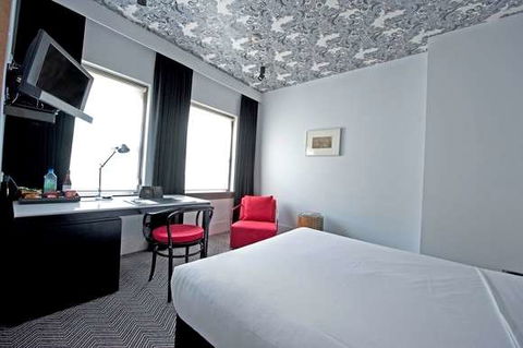 Peppers Gallery Hotel, Canberra - Northern Rivers Accommodation 9
