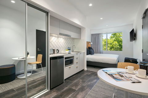 Quest Canberra City Walk - Northern Rivers Accommodation 5