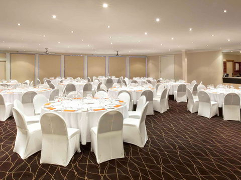 Mercure Canberra Hotel - Northern Rivers Accommodation 8