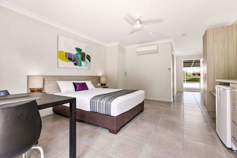 Econo Lodge Beachside - Northern Rivers Accommodation 5