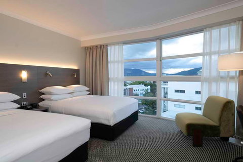 DoubleTree by Hilton Cairns - Northern Rivers Accommodation 17