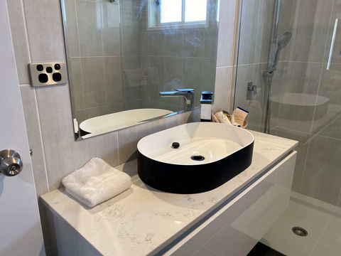Best Western Plus All Settlers Motor Inn - Northern Rivers Accommodation 2