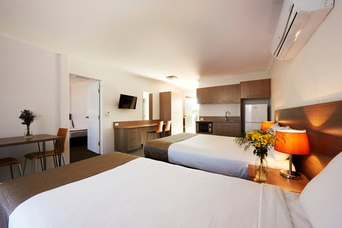 Adelong Motel - Northern Rivers Accommodation 2
