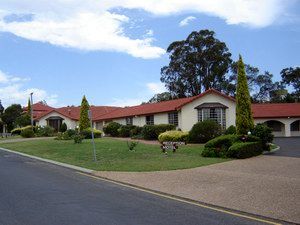 McNevins Warwick Motel - Northern Rivers Accommodation 0