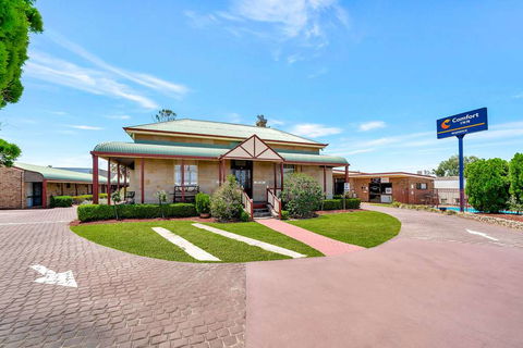 Comfort Inn Warwick - Northern Rivers Accommodation 1
