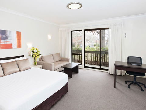 Ibis Styles Canberra Tall Trees - Northern Rivers Accommodation 0
