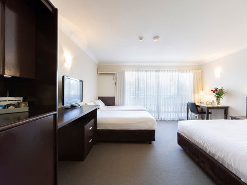 Ibis Styles Canberra Tall Trees - Northern Rivers Accommodation 2