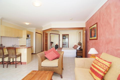 At Waters Edge Resort - Northern Rivers Accommodation 2