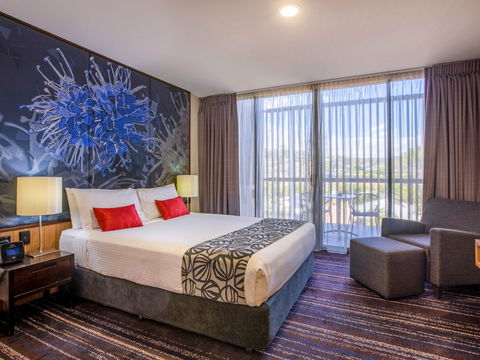 Mantra Gladstone - Northern Rivers Accommodation 1