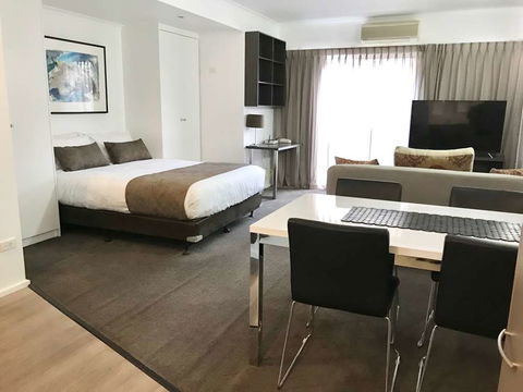 DressCircle Apts - Archer St - Northern Rivers Accommodation 2