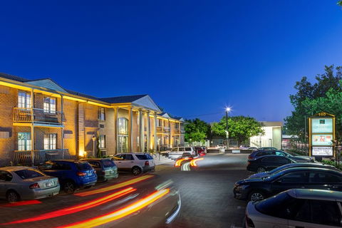 Adelaide Inn - Northern Rivers Accommodation 0
