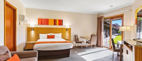 Julie-Anna Bendigo - Northern Rivers Accommodation 6