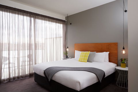 Cosmopolitan Hotel - Northern Rivers Accommodation 13