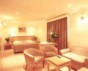 Hotel Crest On Barkly - Northern Rivers Accommodation 1