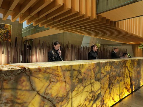 Meriton Suites World Tower - Northern Rivers Accommodation 1
