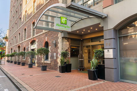 Holiday Inn Darling Harbour - Northern Rivers Accommodation 2