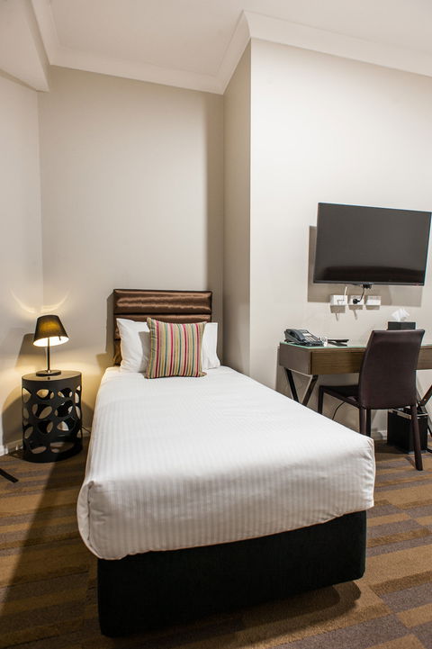 57 Hotel - Northern Rivers Accommodation 1