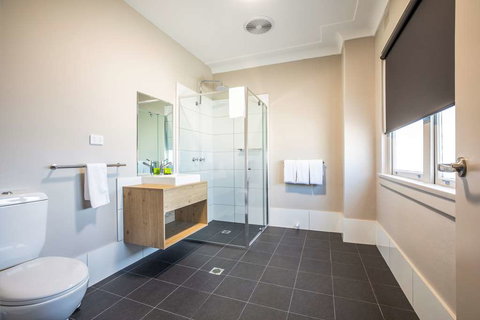 Nightcap at Ocean Beach Hotel - Northern Rivers Accommodation 2