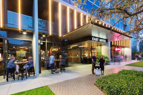 East Hotel - Northern Rivers Accommodation 1