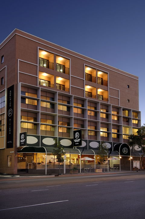 Adelaide Riviera Hotel - Northern Rivers Accommodation 0