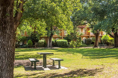 Best Western Cathedral Motor Inn - Northern Rivers Accommodation 2