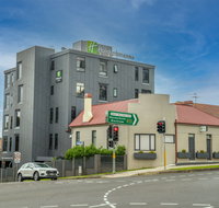 Holiday Inn Stes Parramatta Mar - Northern Rivers Accommodation