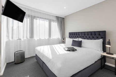 Meriton Suites Kent Street - Northern Rivers Accommodation 0