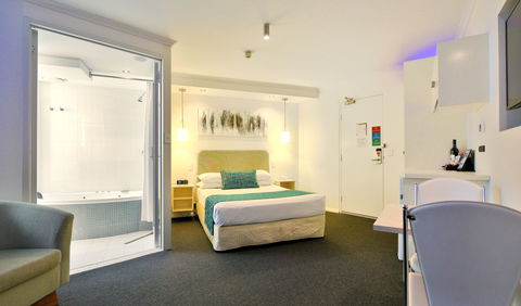 Atlantic Tower Motor Inn - Northern Rivers Accommodation 2