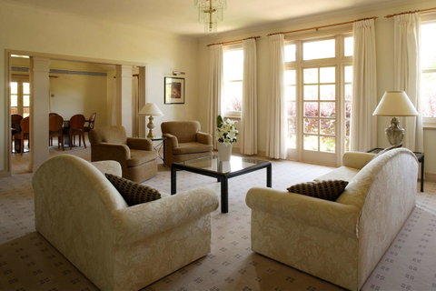 Hyatt Hotel Canberra - A Park Hyatt Hotel - Northern Rivers Accommodation 13