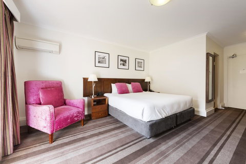 Mercure Canberra - Northern Rivers Accommodation 11