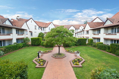 Mercure Canberra - Northern Rivers Accommodation 25