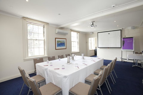 Mercure Canberra - Northern Rivers Accommodation 37