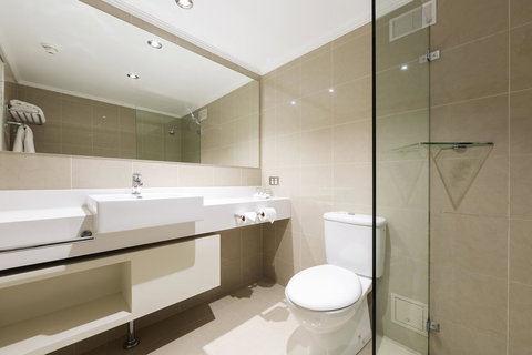 Mercure Canberra - Northern Rivers Accommodation 13