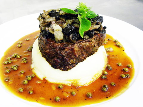 Pavilion On Northbourne - Northern Rivers Accommodation 28