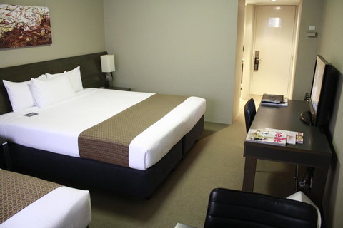 Pavilion On Northbourne - Northern Rivers Accommodation 36