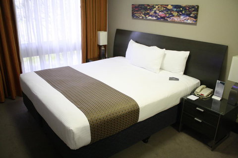 Pavilion On Northbourne - Northern Rivers Accommodation 7