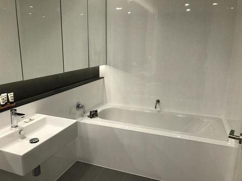 Knightsbridge Canberra - Northern Rivers Accommodation 28