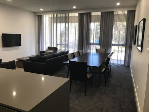 Knightsbridge Canberra - Northern Rivers Accommodation 35