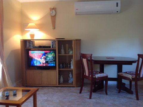 The Cook Cottage - Northern Rivers Accommodation 3