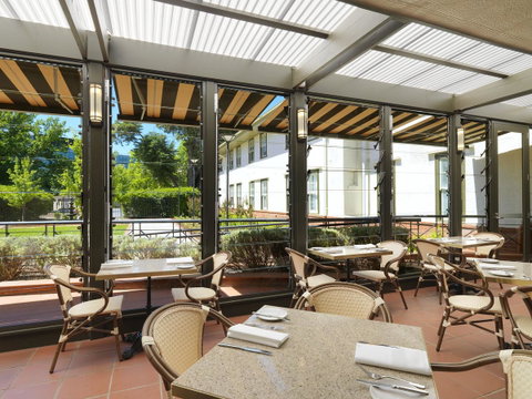 Hotel Kurrajong Canberra - Northern Rivers Accommodation 24