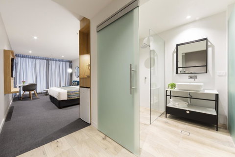 Mercure Canberra Belconnen - Northern Rivers Accommodation 5