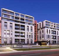 Deco Hotel Canberra - Northern Rivers Accommodation