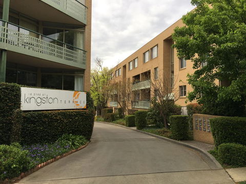 Kingston Comfy Apartment - Northern Rivers Accommodation 0