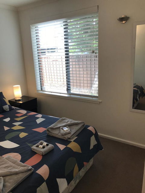 Central Tranquility Heart Of Orange - Northern Rivers Accommodation 17