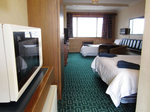 Canberra Lyneham Motor Inn - Northern Rivers Accommodation 6