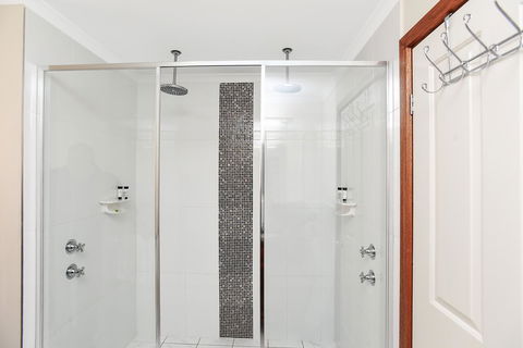 Wellington Courthouse - Northern Rivers Accommodation 21
