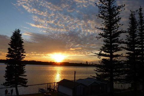 Lakeside Waterfront Apartment The Entrance - Northern Rivers Accommodation 28