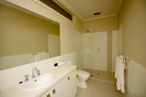 Wallaroo Marina Apartments - Northern Rivers Accommodation 12